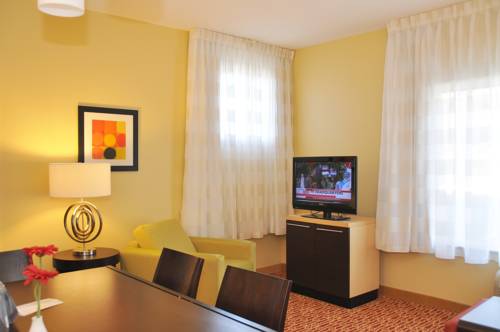 Imagen de la habitación del Hotel Towneplace Suites By Marriott Winchester. Foto 8