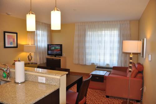 Imagen de la habitación del Hotel Towneplace Suites By Marriott Winchester. Foto 10