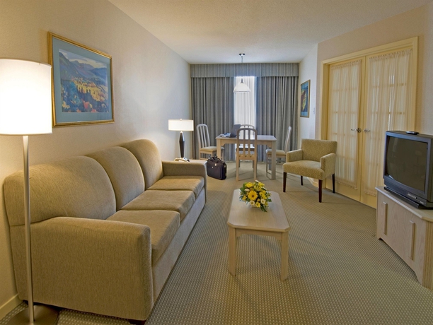 Imagen de los interiores del Hotel Towneplace Suites By Marriott Windsor. Foto 5