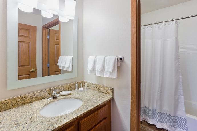 Imagen de la habitación del Hotel Towneplace Suites By Marriott -minneapolis West/stlouis Park. Foto 13
