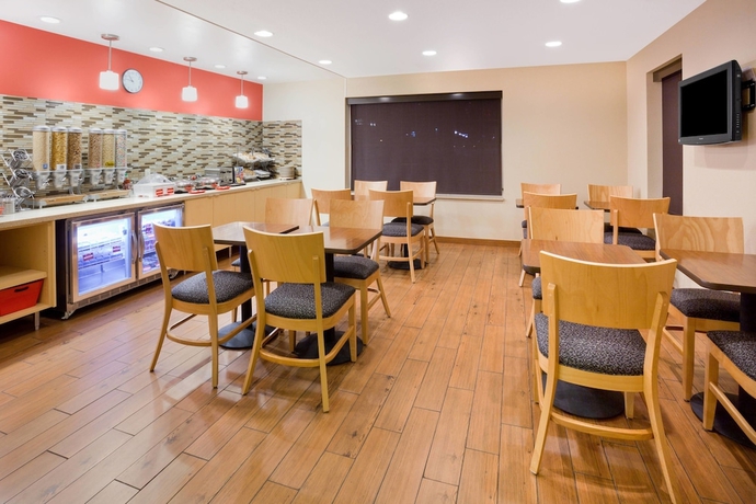 Imagen del bar/restaurante del Hotel Towneplace Suites By Marriott -minneapolis West/stlouis Park. Foto 4