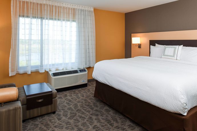 Imagen de la habitación del Hotel Towneplace Suites Detroit Commerce. Foto 4