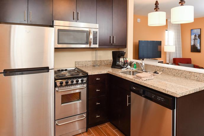 Imagen de la habitación del Hotel Towneplace Suites Detroit Commerce. Foto 14