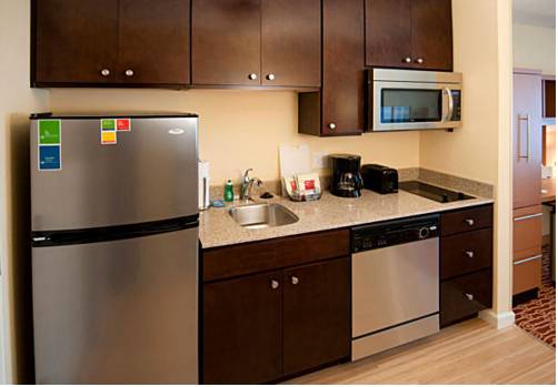Imagen de la habitación del Hotel Towneplace Suites Fort Wayne North. Foto 10