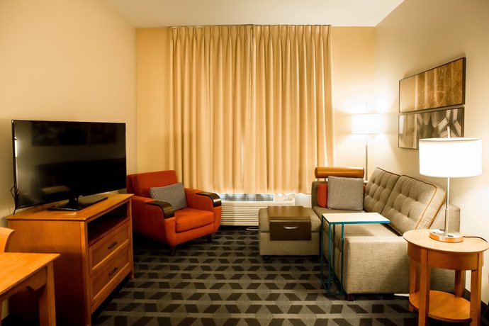 Imagen de la habitación del Hotel Towneplace Suites Fredericksburg. Foto 4