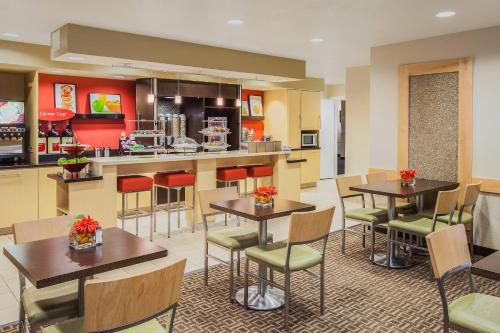 Imagen general del Hotel Towneplace Suites Houston Northwest. Foto 9