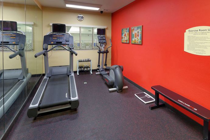 Imagen de los interiores del Hotel Towneplace Suites Joplin. Foto 12