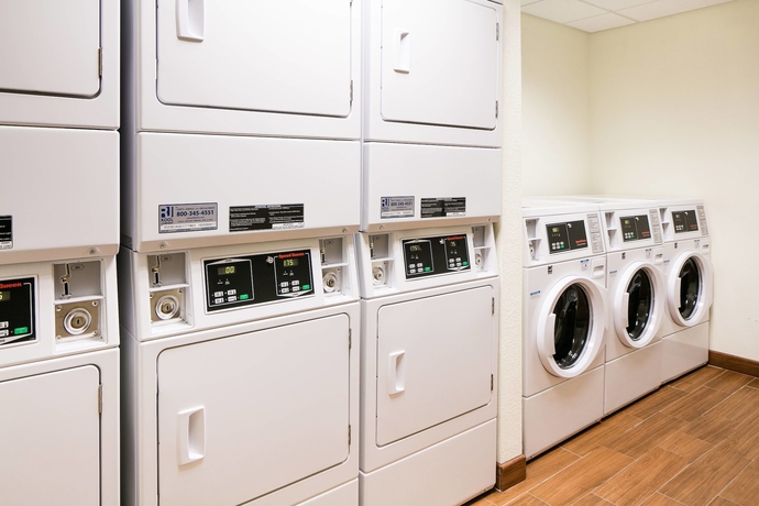 Imagen de los interiores del Hotel Towneplace Suites Kansas City Airport. Foto 19