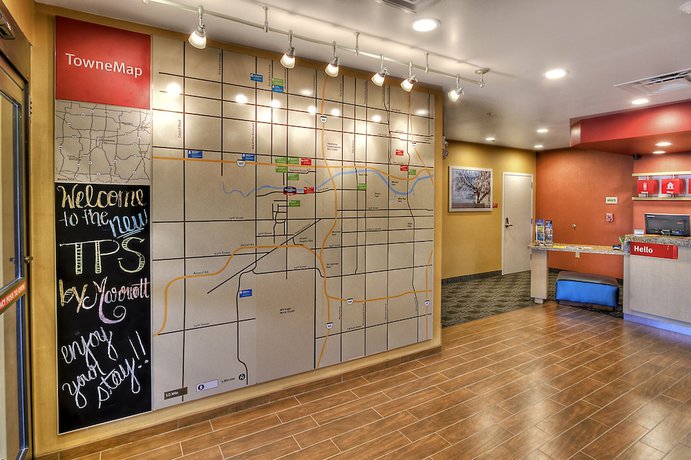Imagen de los interiores del Hotel Towneplace Suites Oklahoma City Airport. Foto 15