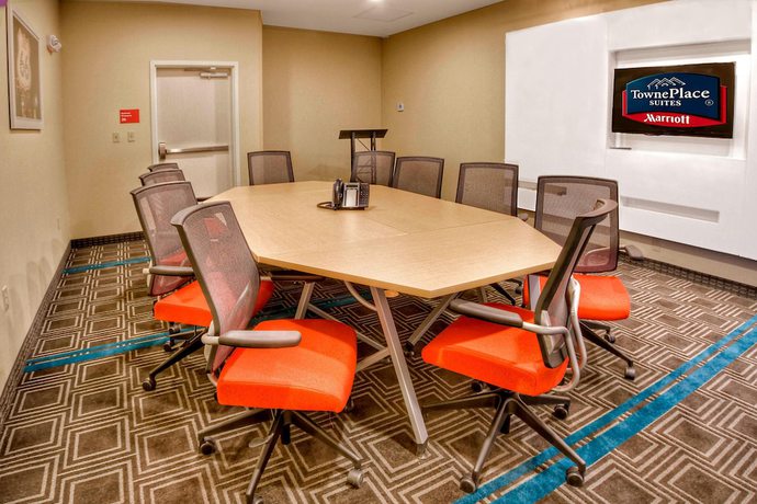 Imagen de los interiores del Hotel Towneplace Suites Oklahoma City Airport. Foto 16