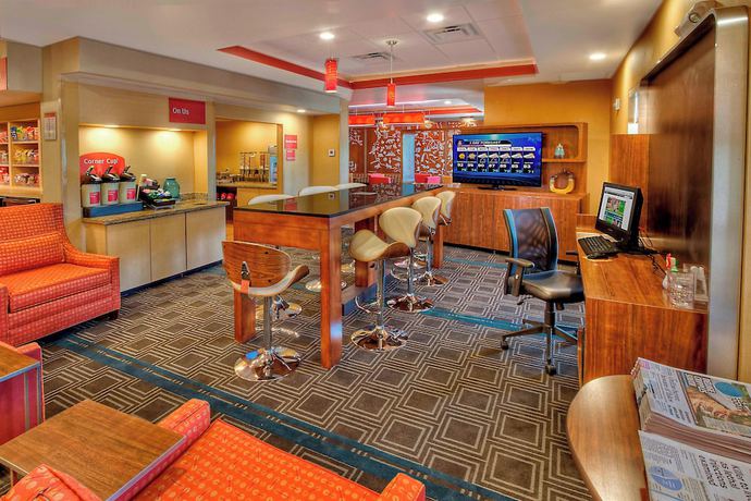 Imagen de los interiores del Hotel Towneplace Suites Oklahoma City Airport. Foto 17