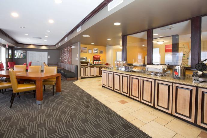 Imagen del bar/restaurante del Hotel Towneplace Suites Pocatello. Foto 3