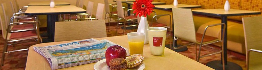 Imagen del bar/restaurante del Hotel Towneplace Suites Salt Lake City-West Valley. Foto 4