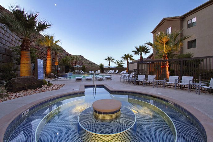 Imagen de la piscina del Hotel Towneplace Suites St. George. Foto 20