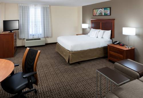 Imagen de la habitación del Hotel Towneplace Suites Suffolk Chesapeake. Foto 12