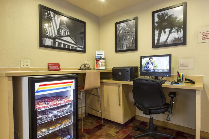 Imagen de los interiores del Hotel Towneplace Suites Tallahassee North/capital Circle. Foto 7