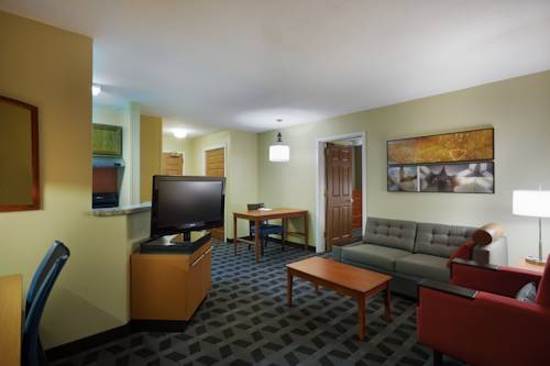 Imagen de la habitación del Hotel Towneplace Suites Tampa North I-75 Fletcher. Foto 10