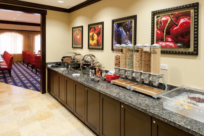 Imagen del bar/restaurante del Hotel Towneplace Suites Tucson Williams Centre. Foto 2