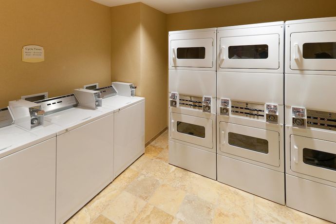 Imagen de los interiores del Hotel Towneplace Suites Tucson Williams Centre. Foto 15