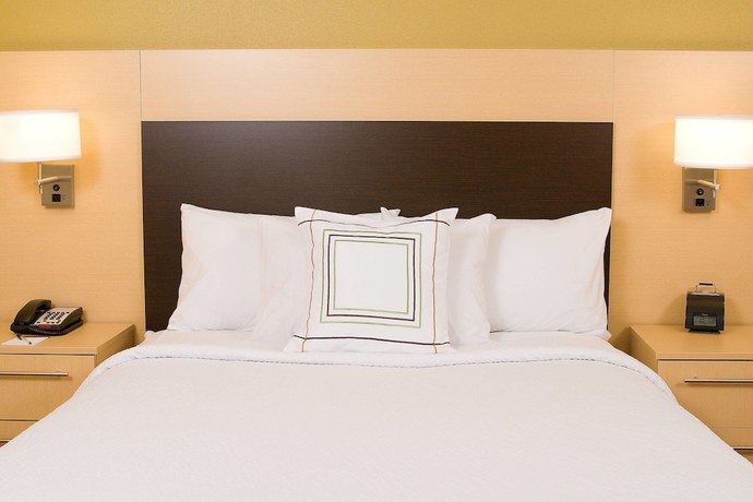 Imagen de la habitación del Hotel Towneplace Suites York. Foto 3