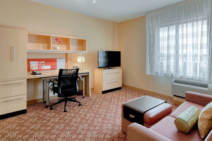 Imagen de la habitación del Hotel Towneplace Suites York. Foto 7