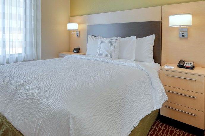 Imagen de la habitación del Hotel Towneplace Suites York. Foto 10