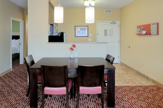 Imagen de la habitación del Hotel Towneplace Suites York. Foto 18