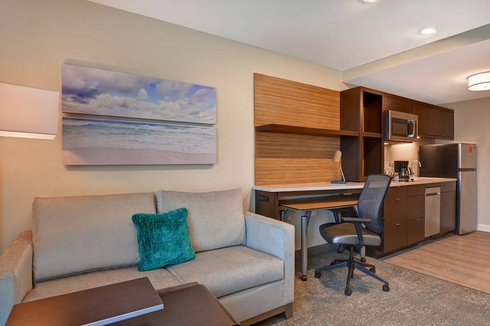 Imagen de la habitación del Hotel Towneplace Suites by Marriott Panama City Beach Pier Park. Foto 7