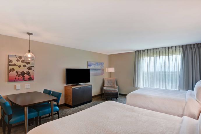 Imagen de la habitación del Hotel Towneplace Suites by Marriott Panama City Beach Pier Park. Foto 8