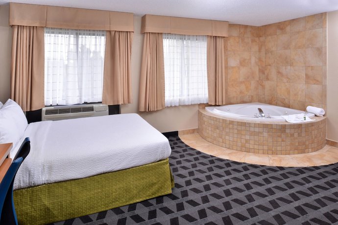 Imagen de la habitación del Hotel Towneplace Suites by Marriott Warren. Foto 4