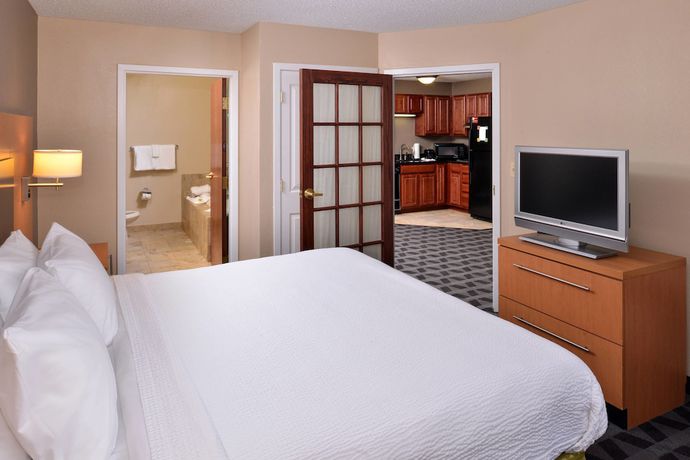 Imagen de la habitación del Hotel Towneplace Suites by Marriott Warren. Foto 5