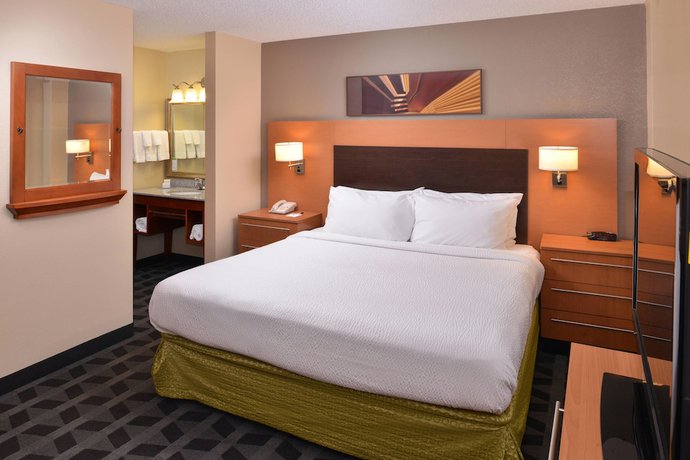 Imagen de la habitación del Hotel Towneplace Suites by Marriott Warren. Foto 6