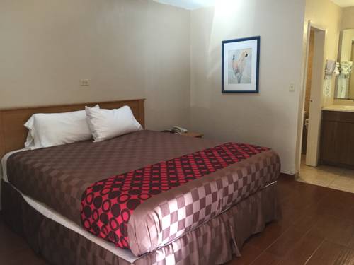 Imagen de la habitación del Hotel Townhouse Inn And Suites. Foto 5