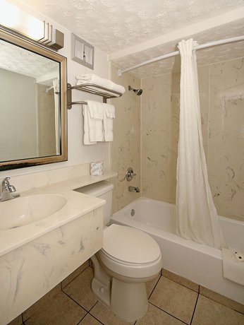 Imagen de la habitación del Hotel Townhouse Inn. Foto 6