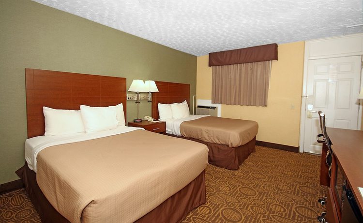 Imagen de la habitación del Hotel Townhouse Inn. Foto 7