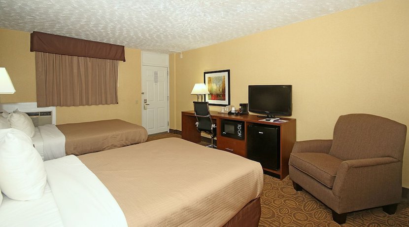 Imagen de la habitación del Hotel Townhouse Inn. Foto 10