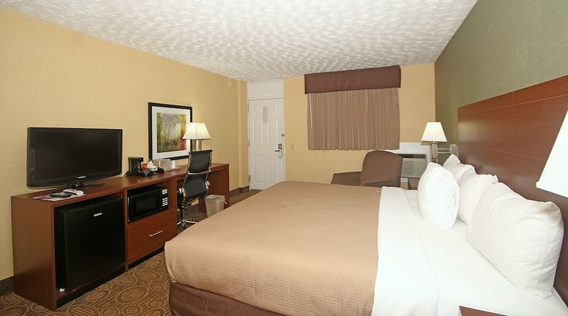 Imagen de la habitación del Hotel Townhouse Inn. Foto 11