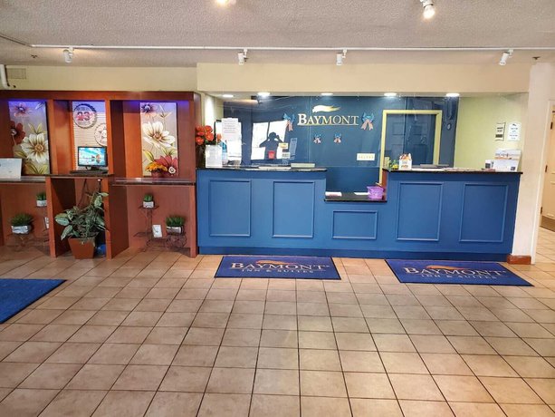 Imagen de los interiores del Hotel Townhouse Near Hall Of Fame Canton I 77. Foto 16