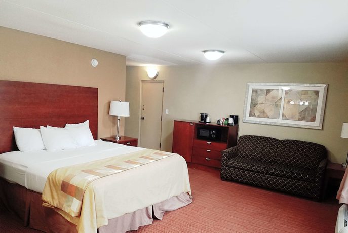 Imagen de la habitación del Hotel Townhouse Near Hall Of Fame Canton I 77. Foto 10