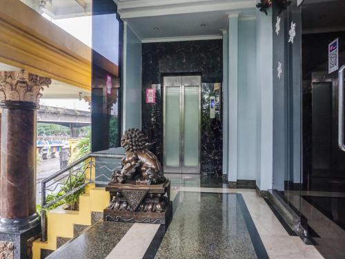 Imagen general del Hotel Townhouse OAK Bi Executive. Foto 15