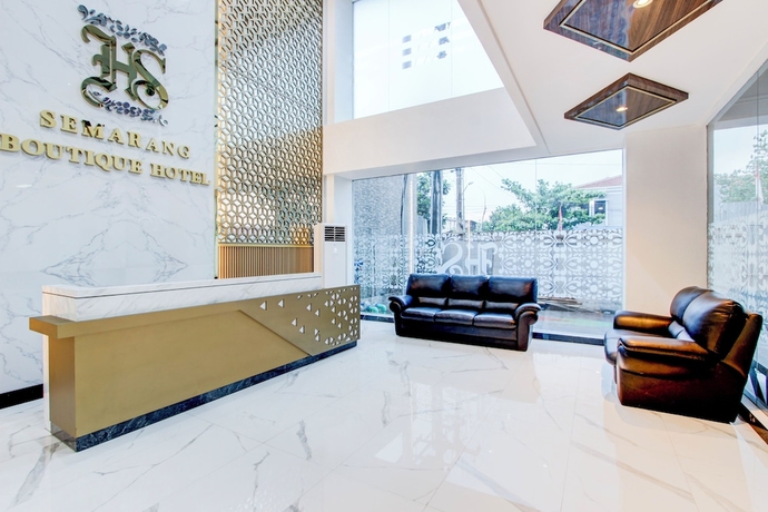 Imagen de los interiores del Hotel Townhouse OAK Near The Park Mall Semarang Formerly Semarang Boutique. Foto 13