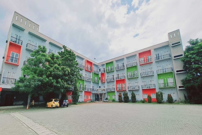 Imagen general del Hotel Townhouse OAK TOS Residence Tangerang. Foto 1