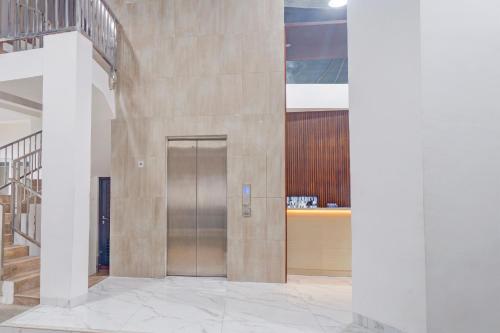 Imagen general del Hotel Townhouse Oak Ancol. Foto 8
