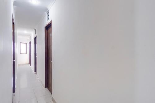 Imagen general del Hotel Townhouse Oak Ancol. Foto 12