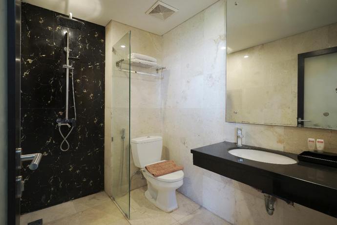 Imagen de la habitación del Hotel Townhouse Oak Denpasar at Mahendradatta. Foto 2