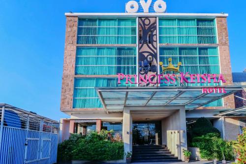 Imagen general del Hotel Townhouse Oak Denpasar at Mahendradatta. Foto 1