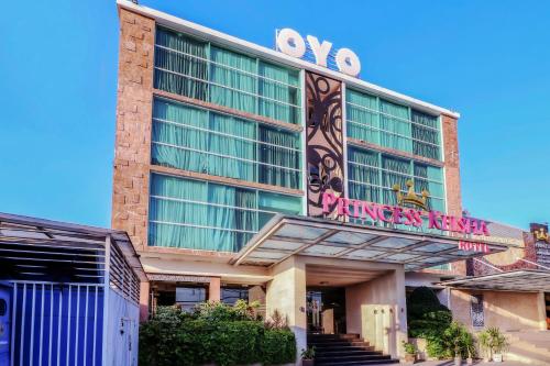 Imagen general del Hotel Townhouse Oak Denpasar at Mahendradatta. Foto 16