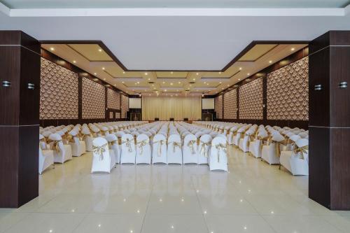 Imagen general del Hotel Townhouse Oak Denpasar at Mahendradatta. Foto 9
