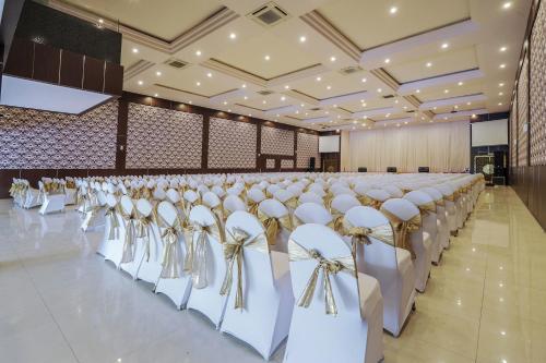 Imagen general del Hotel Townhouse Oak Denpasar at Mahendradatta. Foto 11