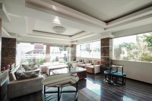 Imagen general del Hotel Townhouse Oak Denpasar at Mahendradatta. Foto 12